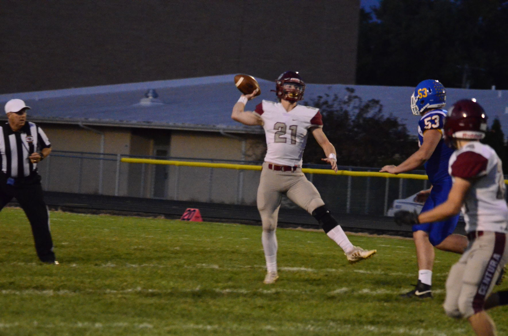 10-18-19 St Paul vs Centura Football (20).JPG